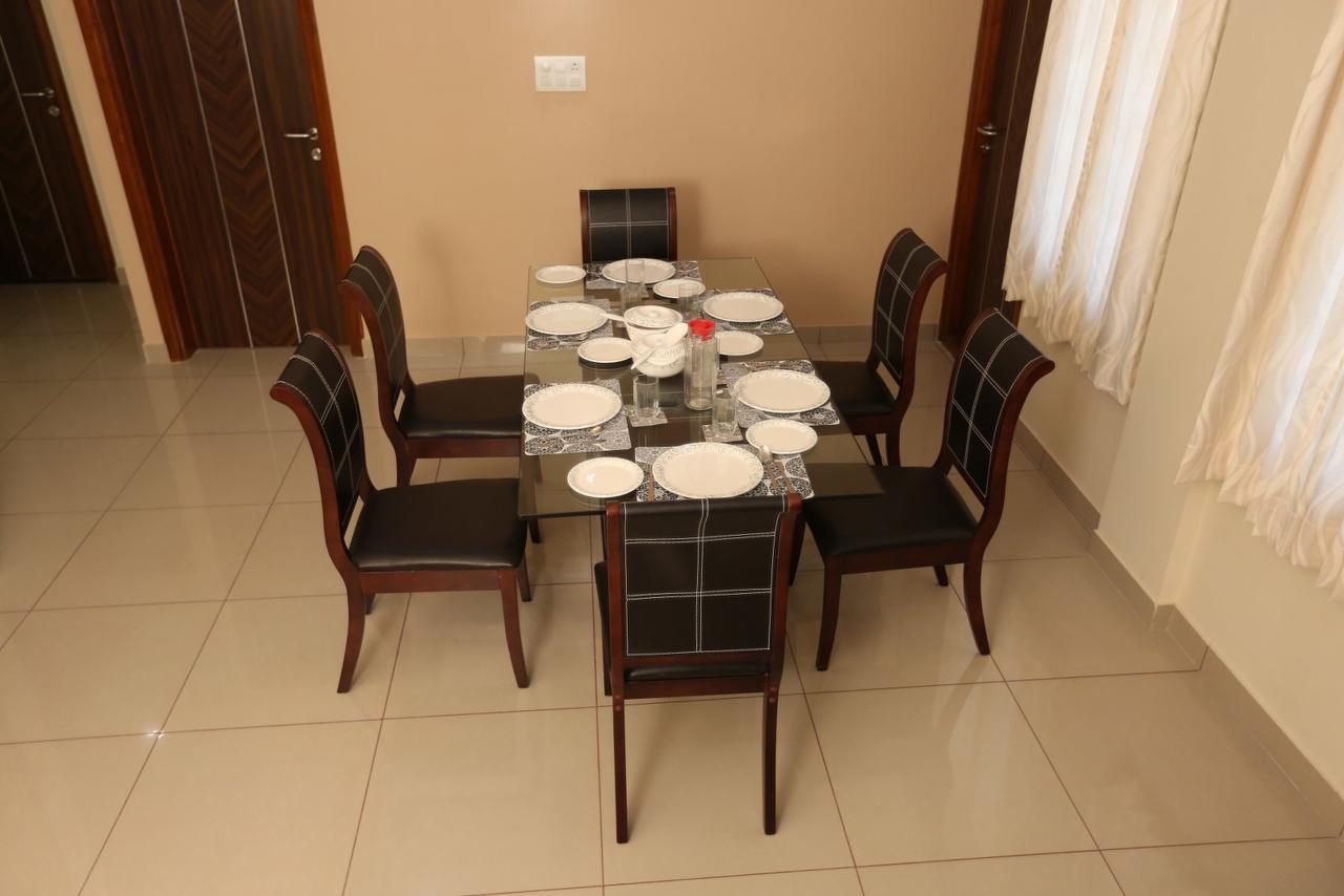 Benaka Suites Bangalore Esterno foto