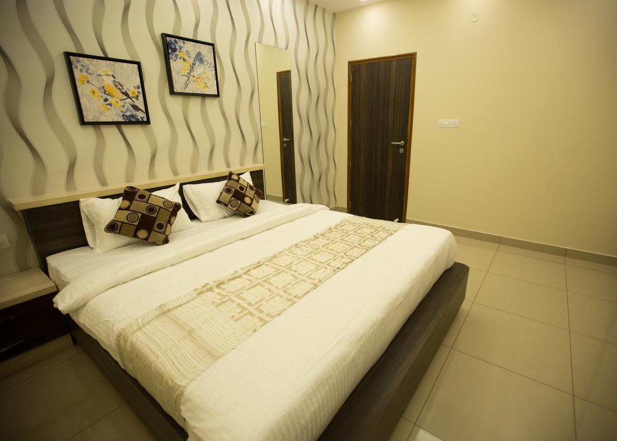 Benaka Suites Bangalore Esterno foto