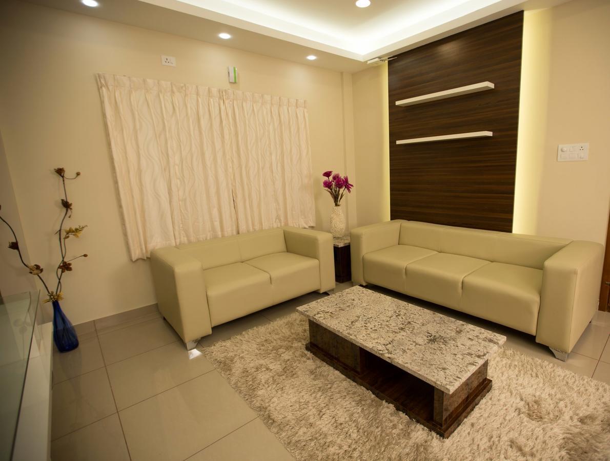Benaka Suites Bangalore Esterno foto